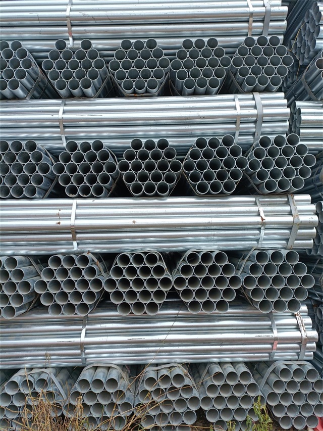 友發(fā)熱鍍鋅無縫管 友發(fā)熱鍍鋅無縫管